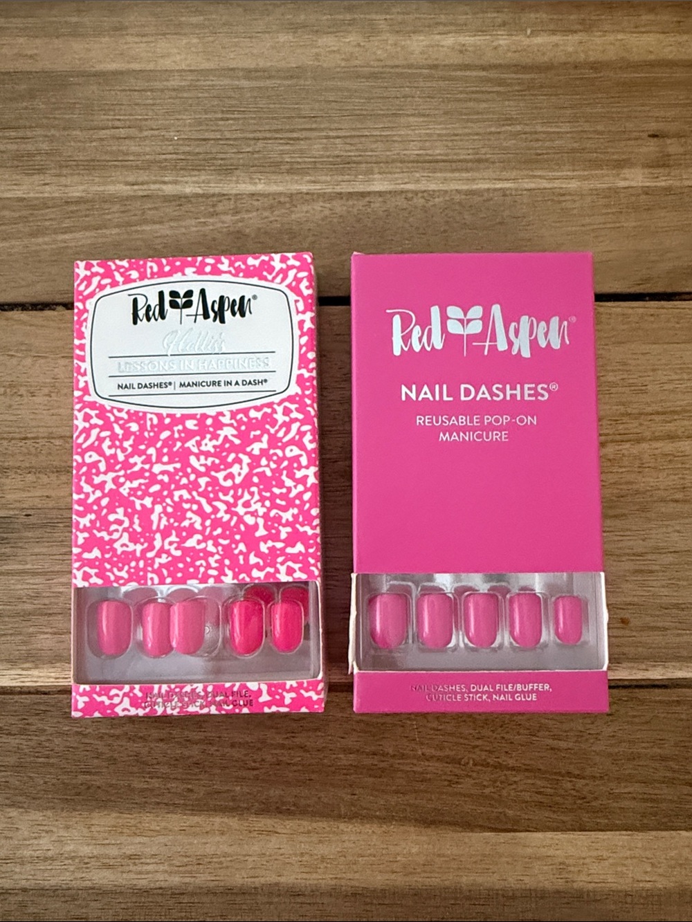 Red Aspen Press-On Nails - Harper Picks Peonies & Hollis’s Lessons in Happiness